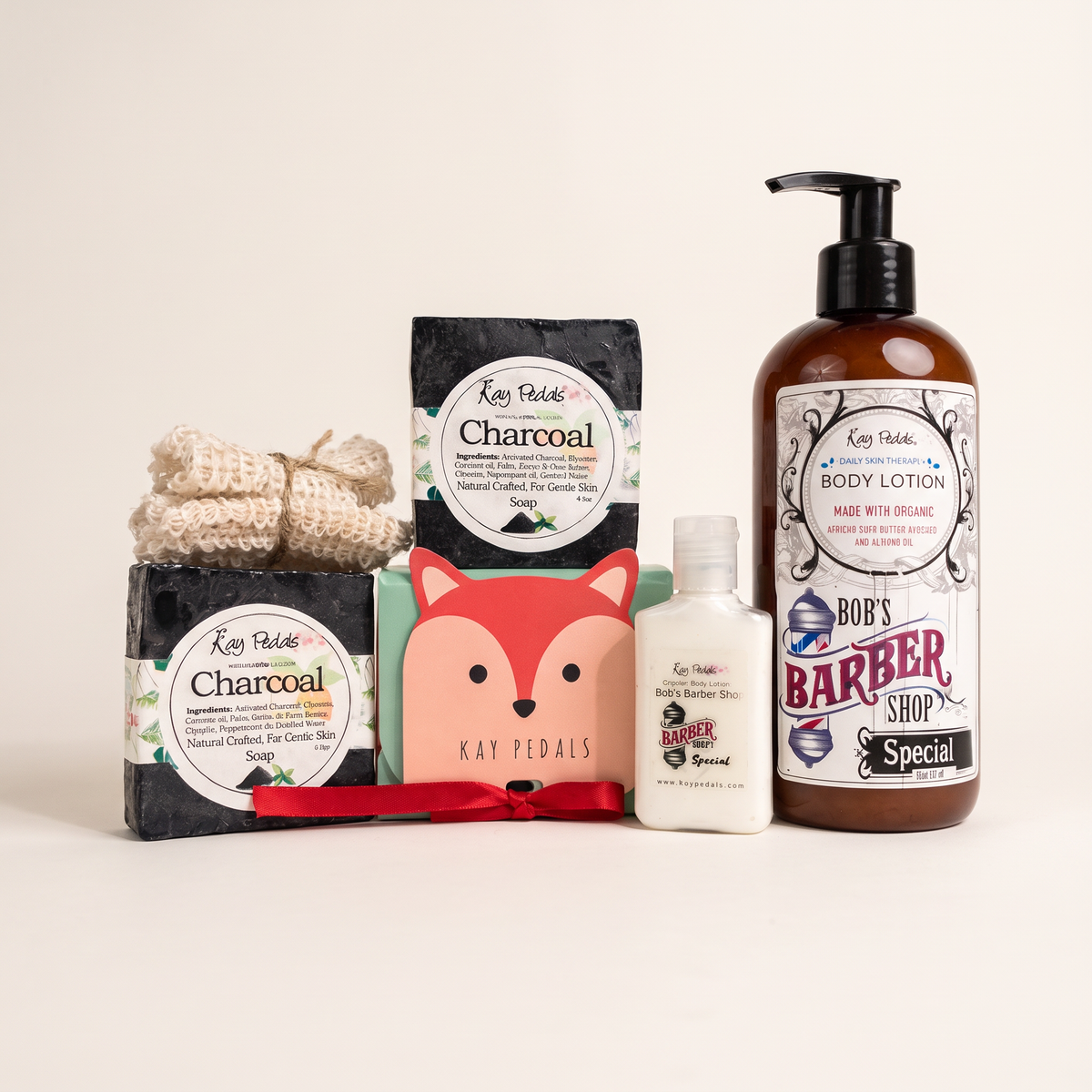 Gentleman's Den Grooming Gift Set clean studio catalog photo