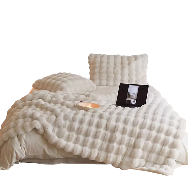 Throws & Blankets