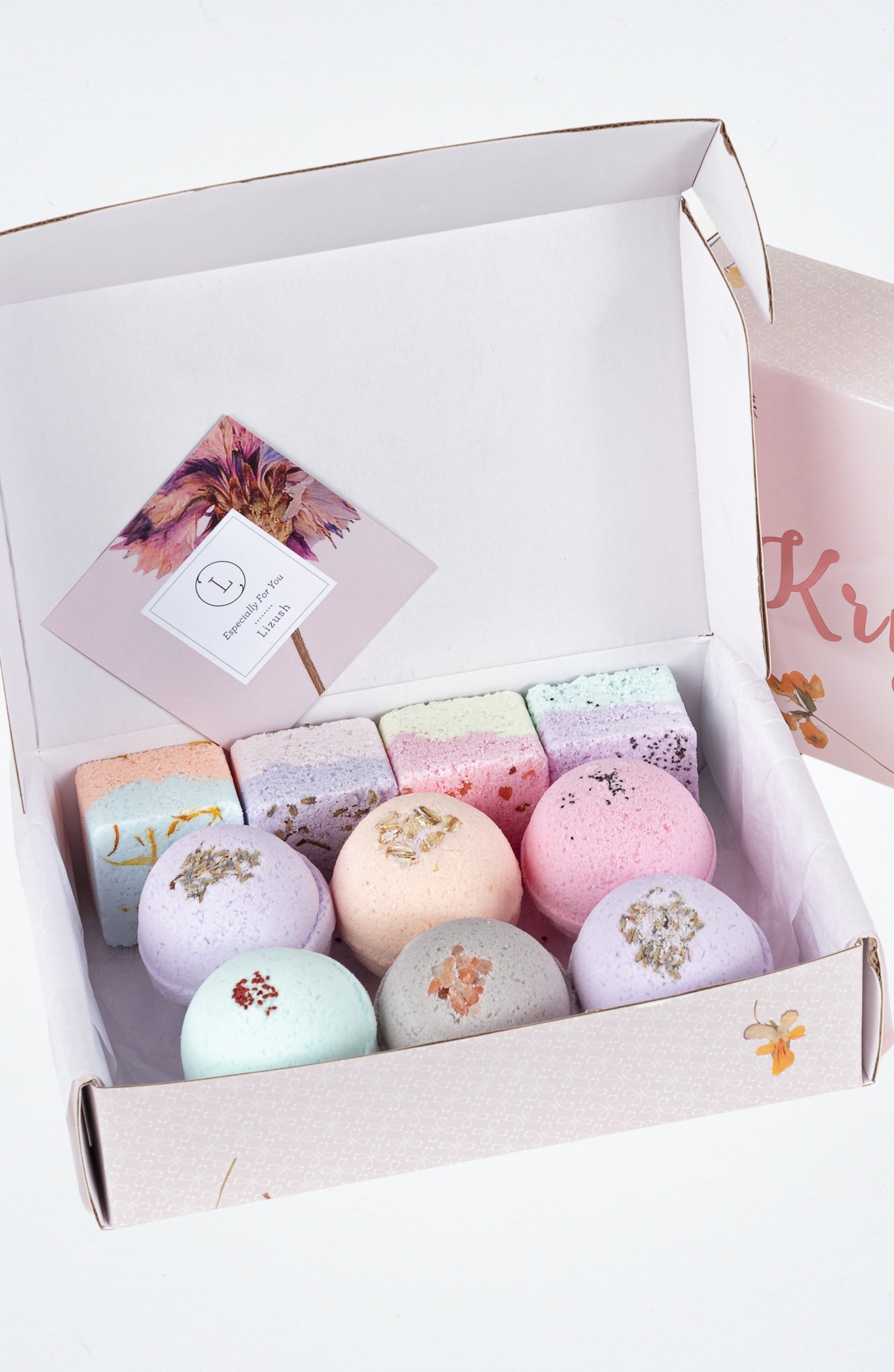 Natural Bath Bombs and Shower Steamers Gift Set - for anyone that like to Bath and Shower-1
