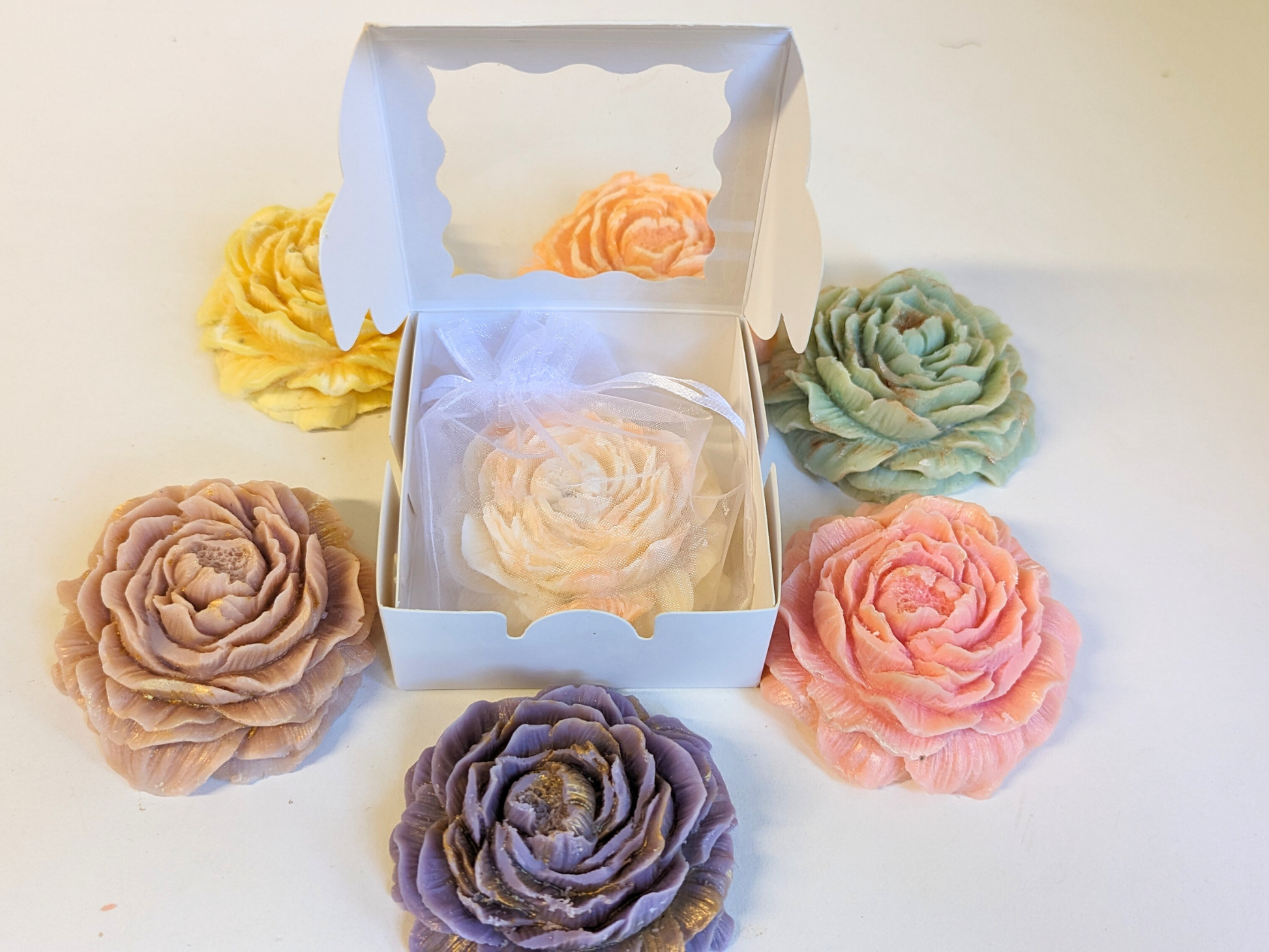 Eucalyptus Retreat Gift Box – Aromatherapy Spa Set | 3, 4 or 6 Pieces-2