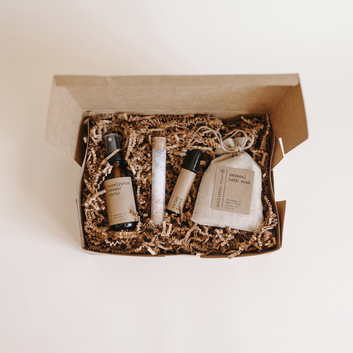 Shower Spray & Relax Roller Gift Set clean studio catalog shot